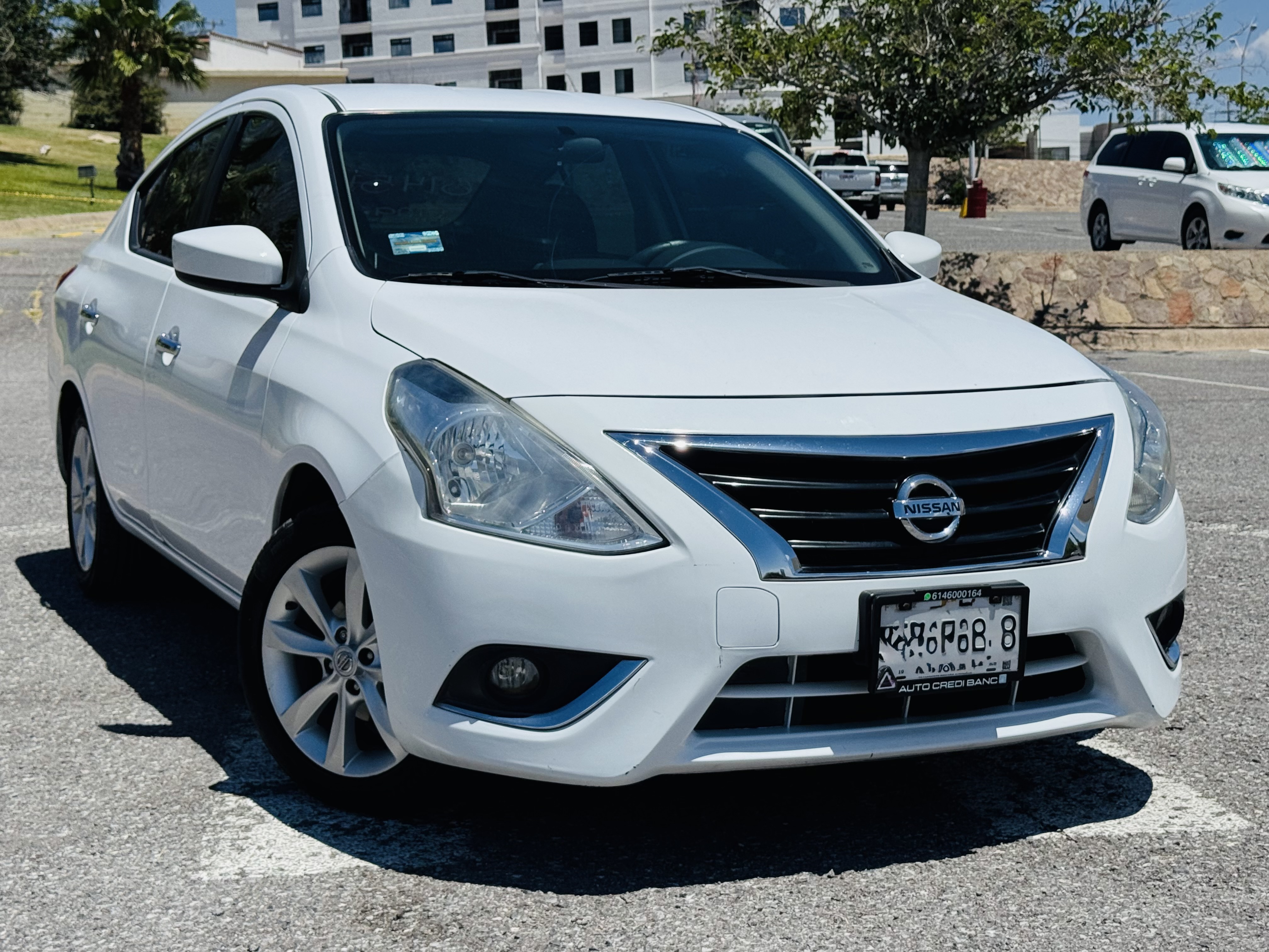 Nissan Versa - Imagen 1